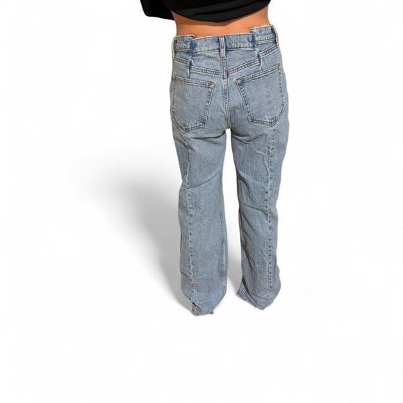 Abercrombie & Fitch 90s Relaxed High Rise Jeans Light wash 25 - Picture 2 of 8